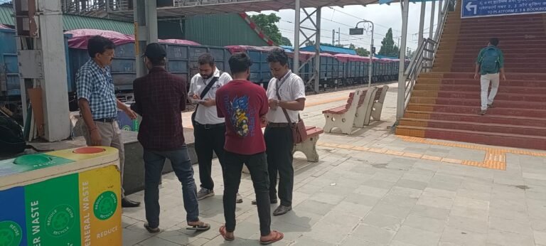 बिष्णुपुर रेलवे स्टेशन पर चलाया गया विशेष टिकट जांच अभियान