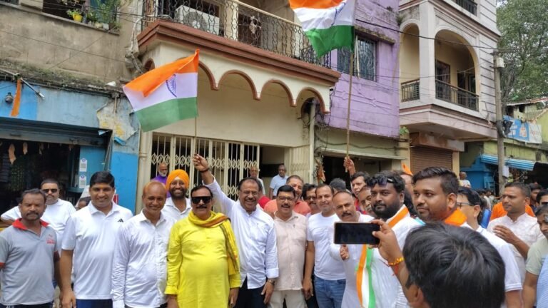 तिरंगे के सम्मान में व्यापारियों ने मिलाए कदम, शंकर शर्मा बोले- व्यापार और एकता से ही मजबूत होगा देश