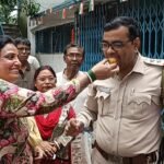 कांग्रेस सेवादल ने पुलिसकर्मियों को राखी बांधकर दिया सामाजिक सद्भाव का संदेश