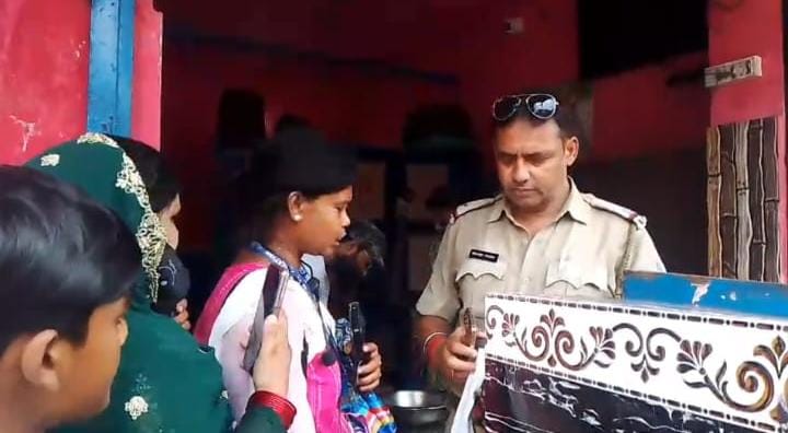 बराकर बाजार में नगर निगम का महा-अभियान, प्रतिबंधित प्लास्टिक मिलने पर काटा भारी जुर्माना, दुकानदारों में हड़कंप!