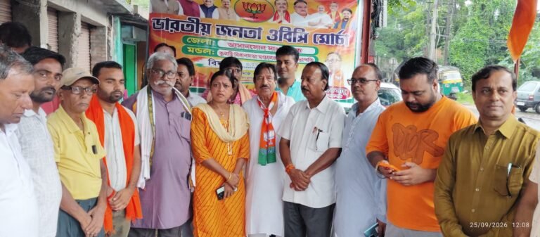नियामतपुर में धूमधाम से मनाई गई पंडित दीनदयाल उपाध्याय की जयंती, अंत्योदय के संकल्प को आगे बढ़ाने का आह्वान