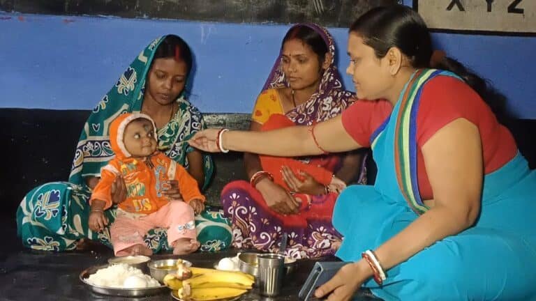 आंगनबाड़ी केंद्र में माहौल बदला, दो बच्चों के अन्नप्राशन पर जश्न का माहौल