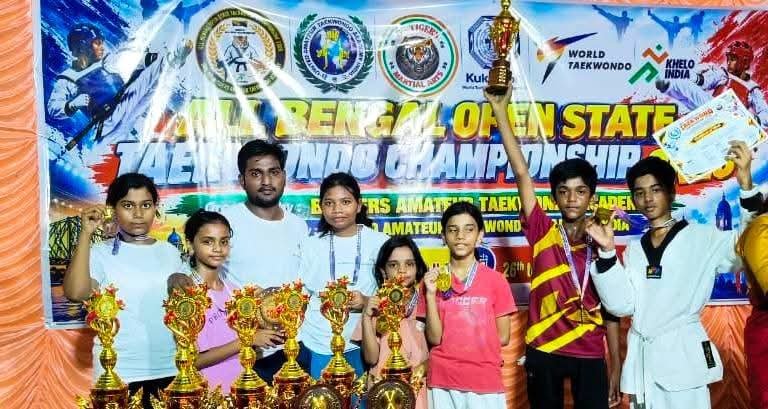 *🥋🏆 ताइक्वांडो में खड़गपुर की शानदार सफलता! 5 गोल्ड, 2 सिल्वर के साथ राज्य में लहराया परचम!*