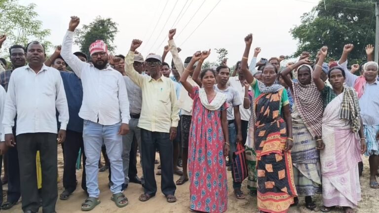 रघुनाथपुर में डीवीसी की दूसरी यूनिट का निर्माण कार्य शुरु, आदिवासी परिवार गुस्से में