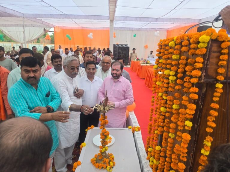 *जनपद बाराबंकी के विकासखंड पूरेडलई के ग्राम रानीमऊ में जनपद स्तरीय मिलेट्स महोत्सव/मेले का आयोजन*