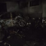 आधी रात धधका बहुमंजिला आवासन, धुएं के बीच पुलिस बनी ‘रक्षक’!  नियामतपुर में पार्किंग में भीषण आग से मचा हड़कंप, पुलिस की तत्परता से बची कई जानें—6 बाइक और कार जलकर खाक