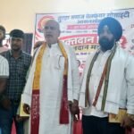 तुरहा समाज ने पेश की इंसानियत की मिसाल, स्वास्थ्य जांच के साथ 50 यूनिट रक्तदान