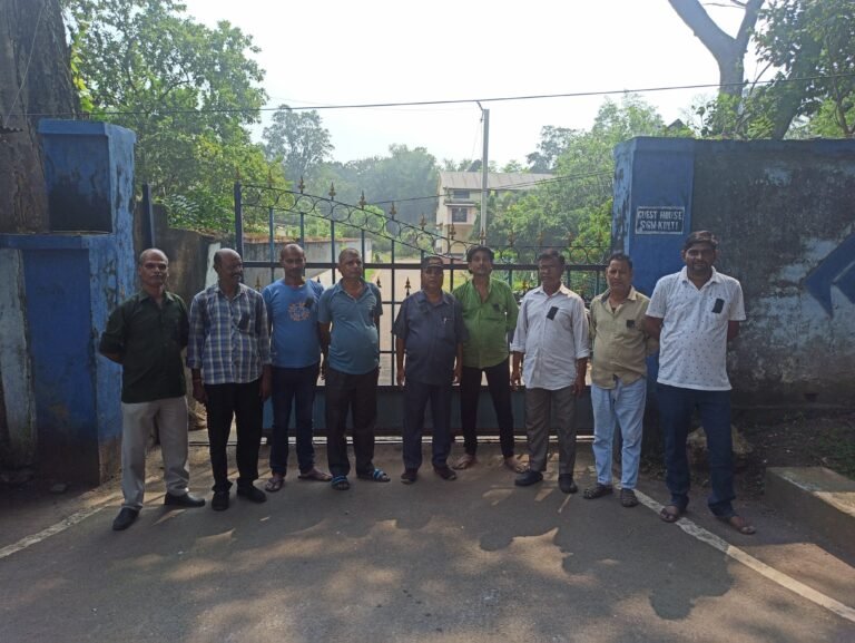 बोनस नहीं मिलने पर टाइगर सिक्योरिटी के गार्डों में आक्रोश, काली पट्टी बांधकर विरोध; बोले—इस बार परिवार के साथ दुर्गापूजा नहीं मनाएंगे!