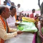 महापंचमी पर नियामतपुर देवी मंदिर का भव्य उद्घाटन, मंत्री अजय कुमार पोद्दार ने दीप प्रज्वलित कर किया शुभारंभ