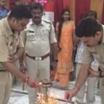 बराकर फाड़ी दुर्गापूजा का भव्य उद्घाटन, वर्षों पुरानी परंपरा को पुलिस ने रखा कायम एसीपी वेस्ट सोमनाथ साह ने किया पूजा पंडाल का उद्घाटन, कुल्टी थाना प्रभारी से लेकर बराकर फाड़ी के अधिकारियों और जवानों तक की रही सक्रिय मौजूदगी
