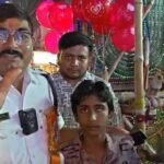 मेले की भीड़ में बिछड़ा मासूम, बराकर ट्रैफिक पुलिस बनी फरिश्ता! माँ से मिलते ही छलक पड़े खुशी के आँसू  बिनय लाइक की तत्परता ने लौटाई माँ की मुस्कान, बच्चे को सीने से लगाकर फूट-फूटकर रोई माँ; पुलिस के मानवीय चेहरे की हर ओर हो रही सराहना