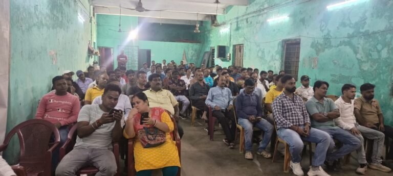 संविदा श्रमिकों के न्यायसंगत वेतन की लड़ाई निर्णायक मोड़ पर  BMS, बर्नपुर ने 18 नवंबर 2026 को सुबह 6 बजे से अनिश्चितकालीन हड़ताल का किया ऐलान