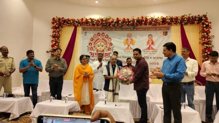कुल्टी क्लब में विजया सम्मेलन का आयोजन, मंत्री डॉ. अजय कुमार पोद्दार ने सौहार्द और भाईचारे का दिया संदेश